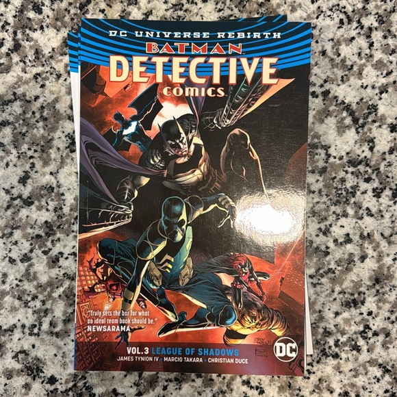 Batman Detective comics TPB Volumes 1-8 - Picture 8 of 10